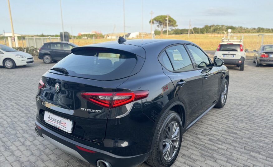ALFA ROMEO STELVIO Q4 2.2.