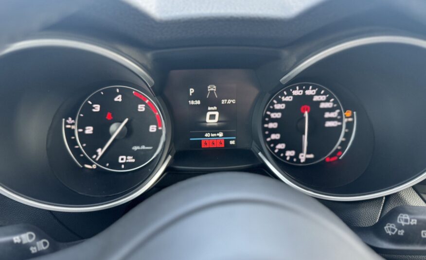 ALFA ROMEO STELVIO Q4 2.2.