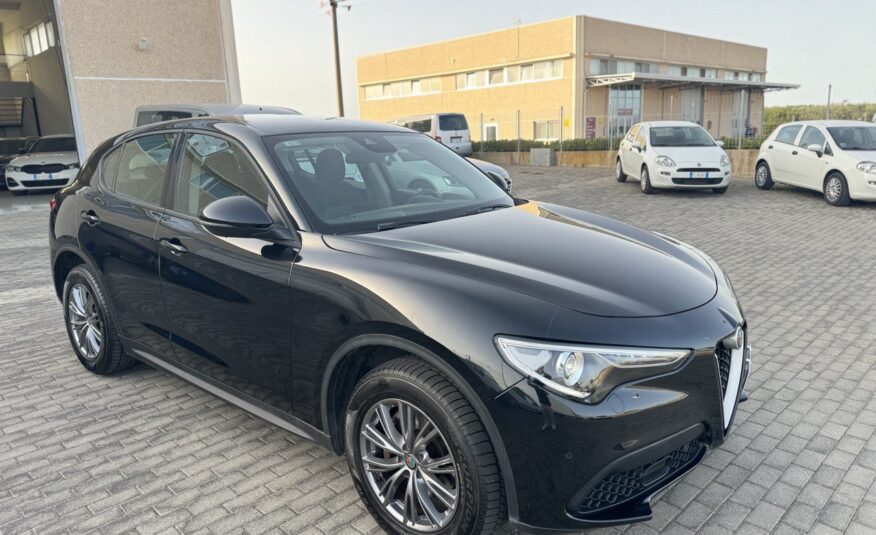 ALFA ROMEO STELVIO Q4 2.2.