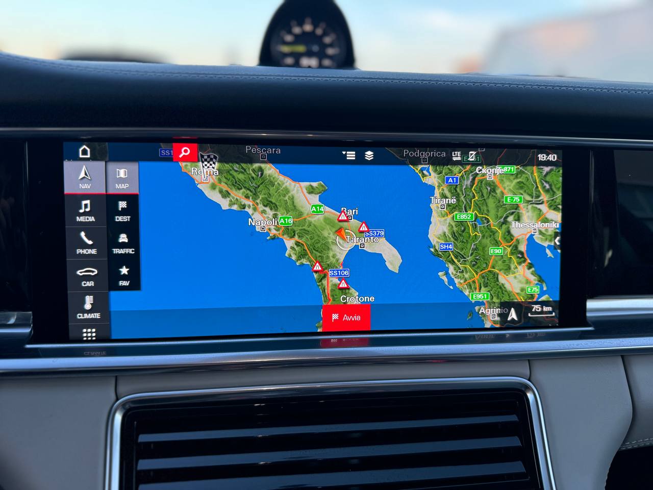 PORSCHE PANAMERA EXECUTIVE HYBRID