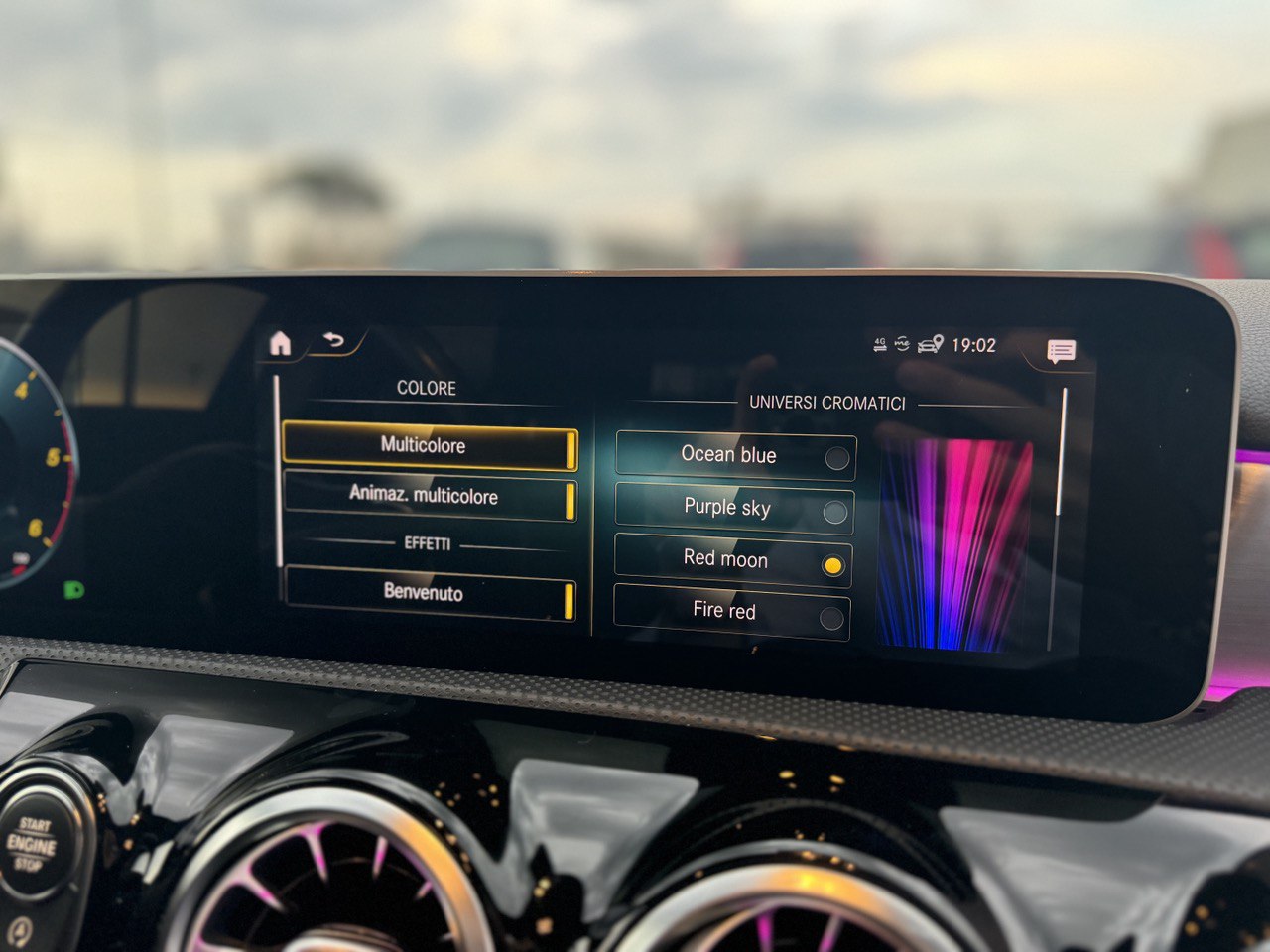 MERCEDES A200 SEDAN PREMIUM AMG