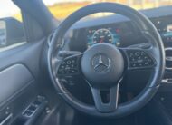 MERCEDES-BENZ GLA 180 D AUTOMATIC SPORT