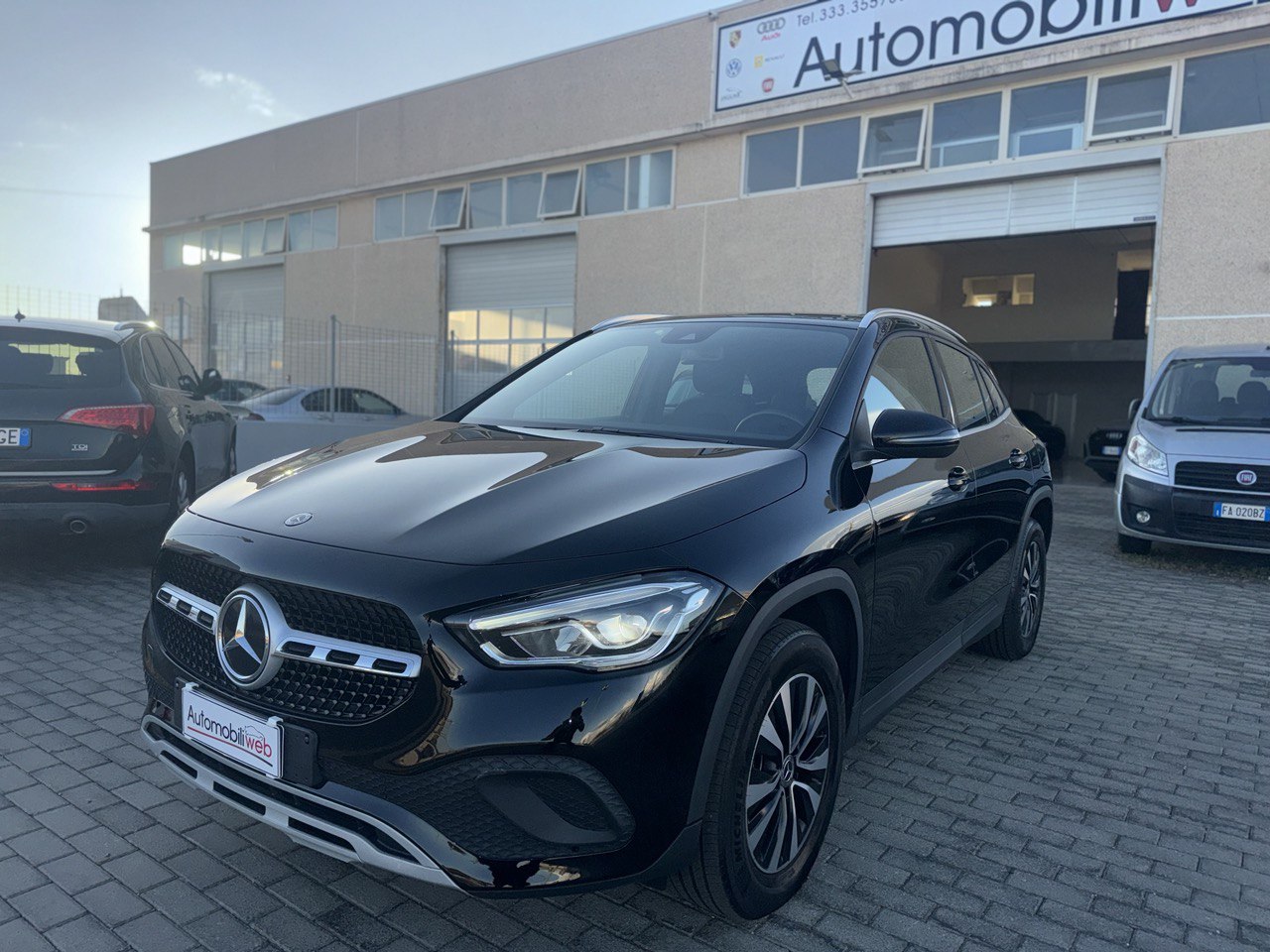 MERCEDES-BENZ GLA 180 D AUTOMATIC SPORT