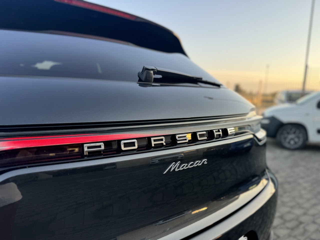 PORSCHE MACAN 2.0 245CV.