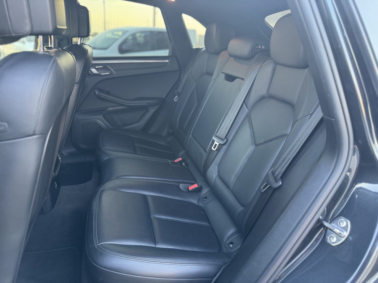 PORSCHE MACAN 2.0 245CV.