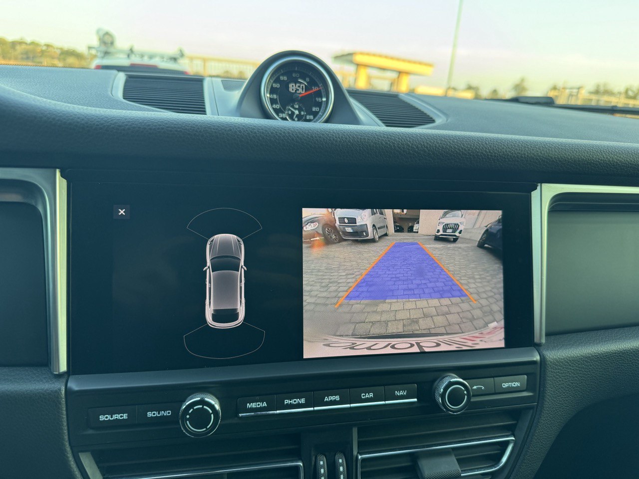 PORSCHE MACAN 2.0 245CV.