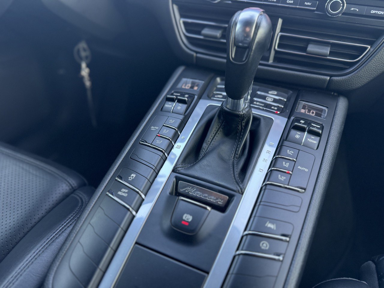 PORSCHE MACAN 2.0 245CV.