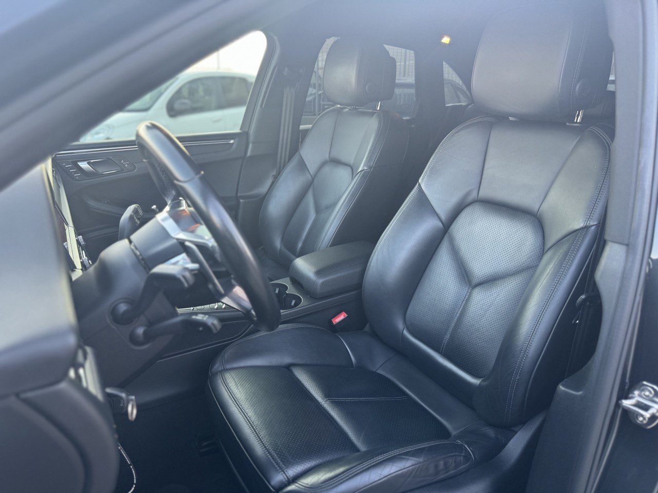 PORSCHE MACAN 2.0 245CV.