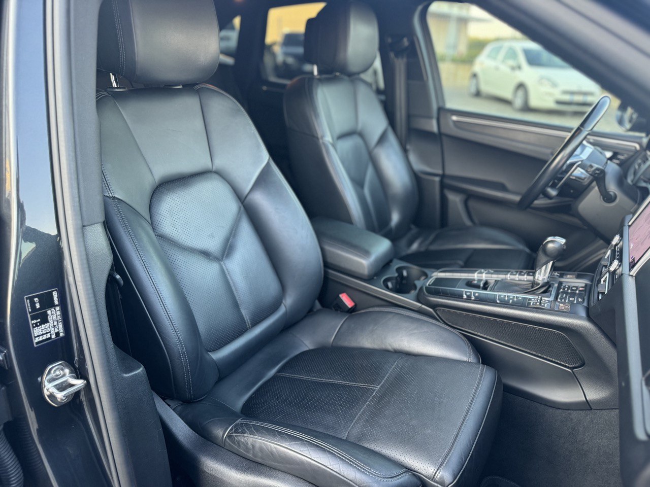 PORSCHE MACAN 2.0 245CV.