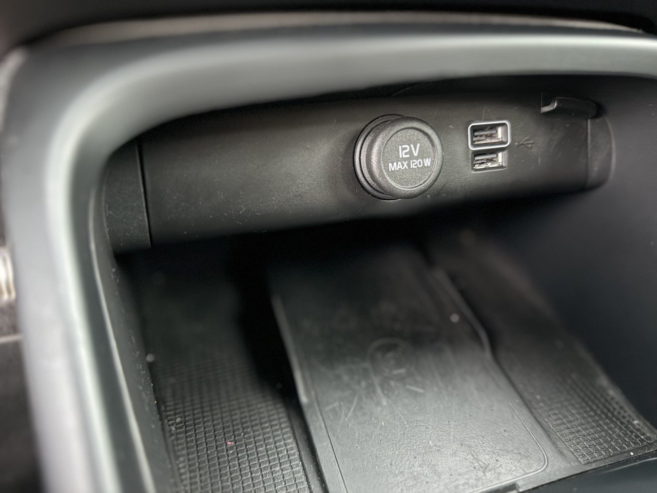 VOLVO XC40 T5 Recharge Plug-in Hybrid Inscription