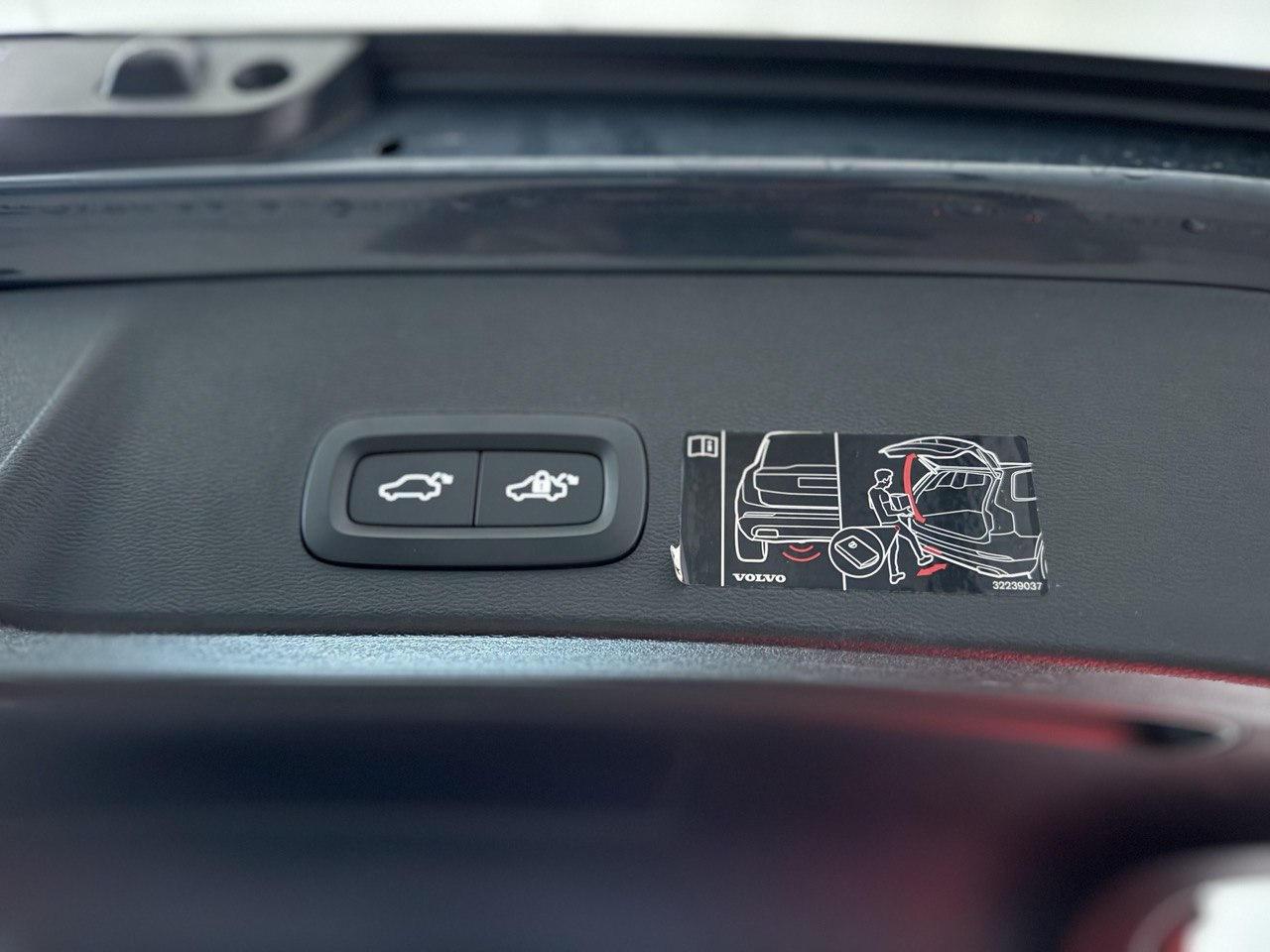 VOLVO XC40 T5 Recharge Plug-in Hybrid Inscription