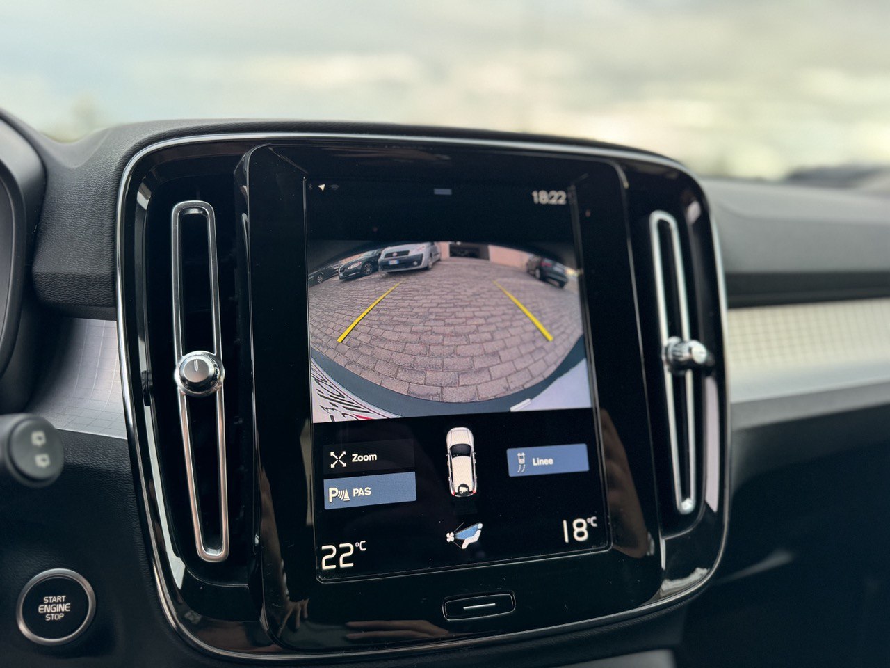 VOLVO XC40 T5 Recharge Plug-in Hybrid Inscription