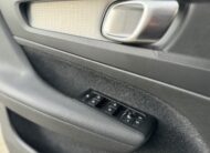 VOLVO XC40 T5 Recharge Plug-in Hybrid Inscription