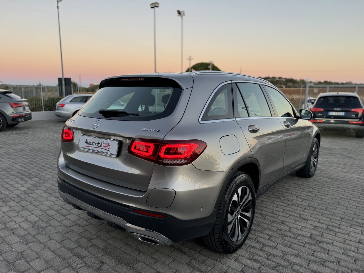 MERCEDES-BENZ GLC 300 4MATIC EQ-POWER SPORT