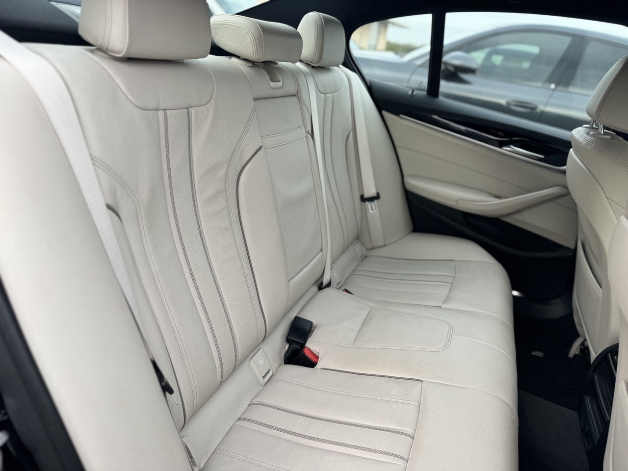 BMW 530 XDRIVE M-SPORT