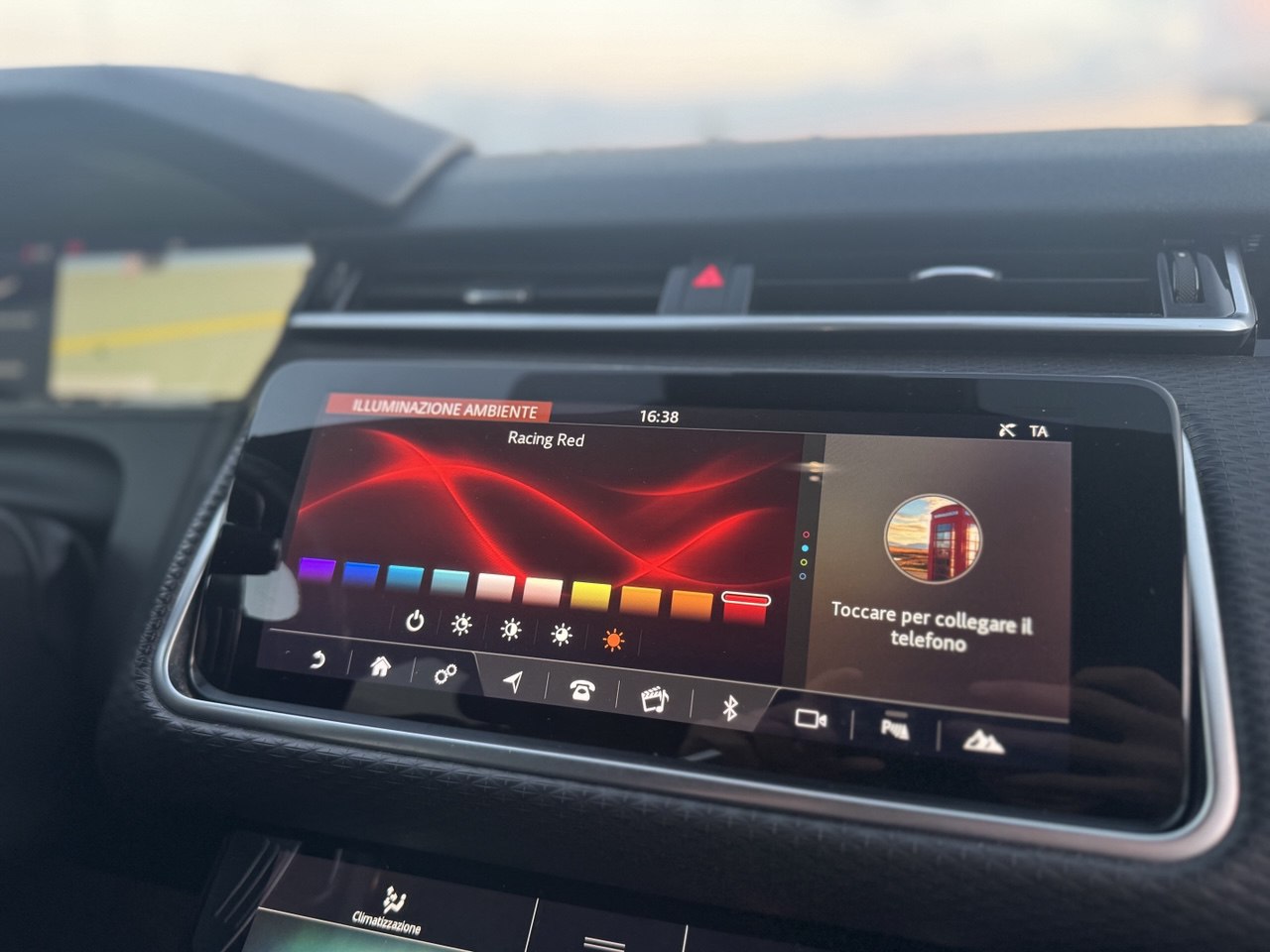 Land Rover Range Rover Velar 2.0D 4AWD 180 CV R-Dynamic S HSE