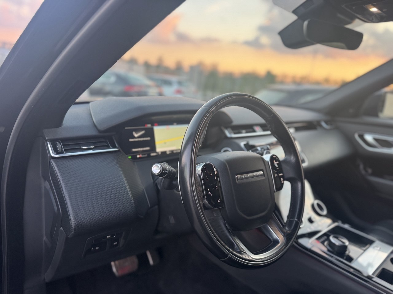 Land Rover Range Rover Velar 2.0D 4AWD 180 CV R-Dynamic S HSE