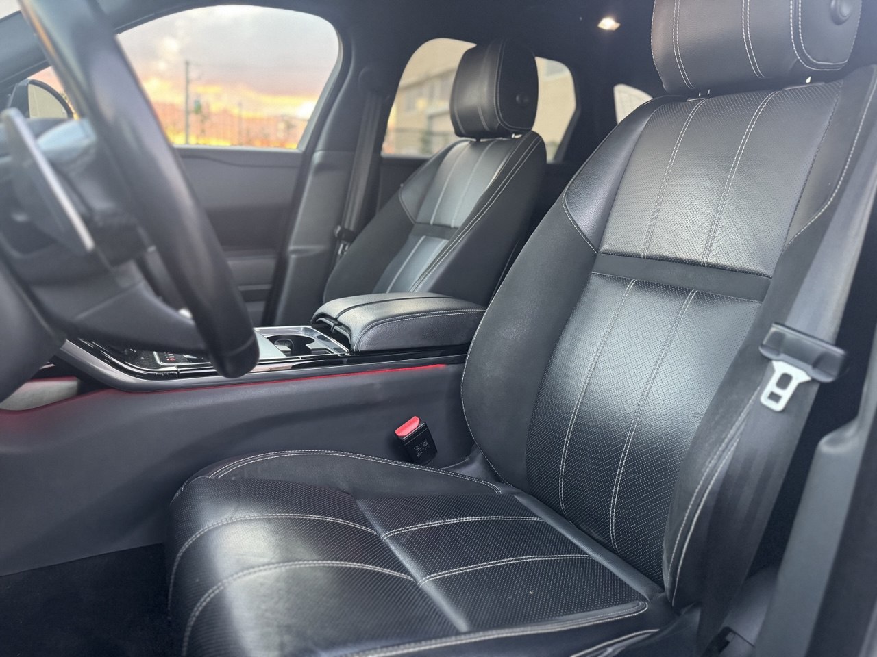 Land Rover Range Rover Velar 2.0D 4AWD 180 CV R-Dynamic S HSE