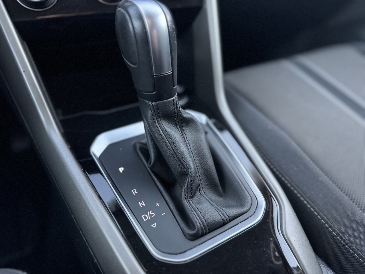 VOLKSWAGEN T-ROC 2.0 TDI 150CV. DSG