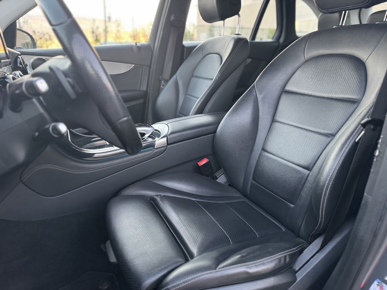 MERCEDES-BENZ GLC 220d 4Matic