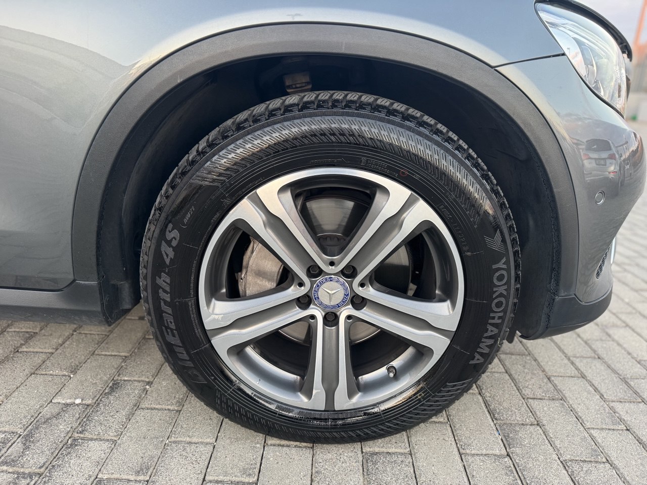 MERCEDES-BENZ GLC 220d 4Matic