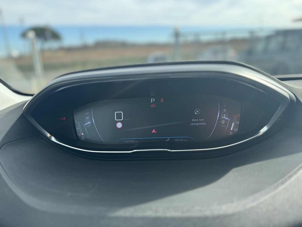 PEUGEOT 3008 BLUEHDI 130 EAT8