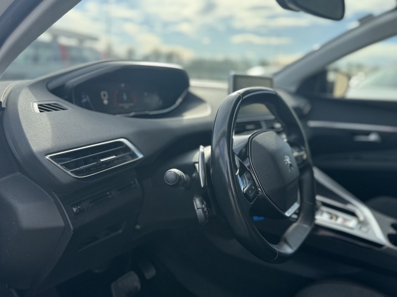 PEUGEOT 3008 BLUEHDI 130 EAT8