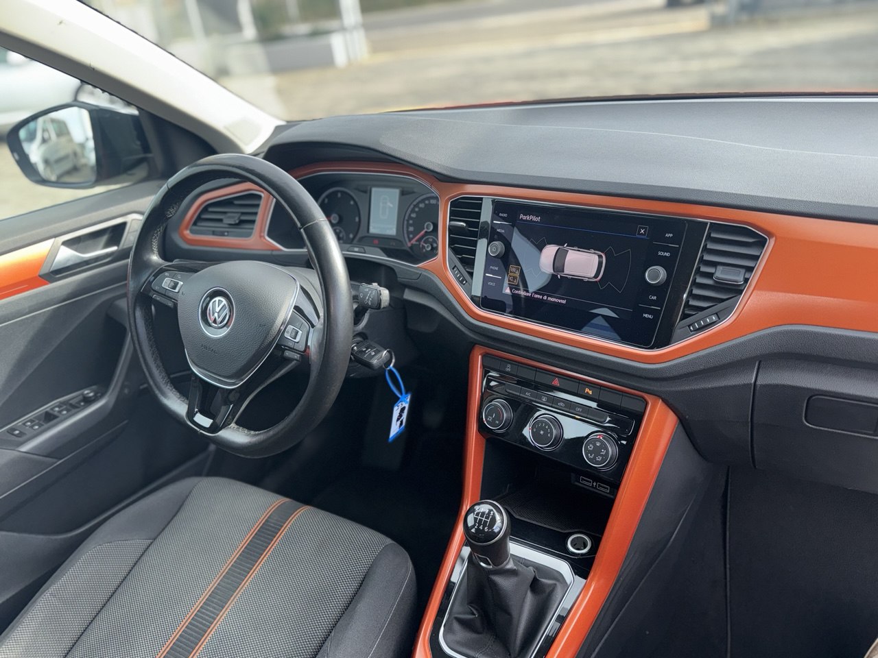 VOLKSWAGEN T-ROC 1.6 TDI SCR STYLE