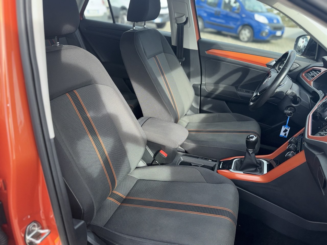 VOLKSWAGEN T-ROC 1.6 TDI SCR STYLE