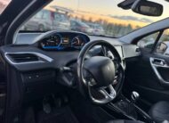 PEUGEOT 2008 BlueHDi 120 Allure