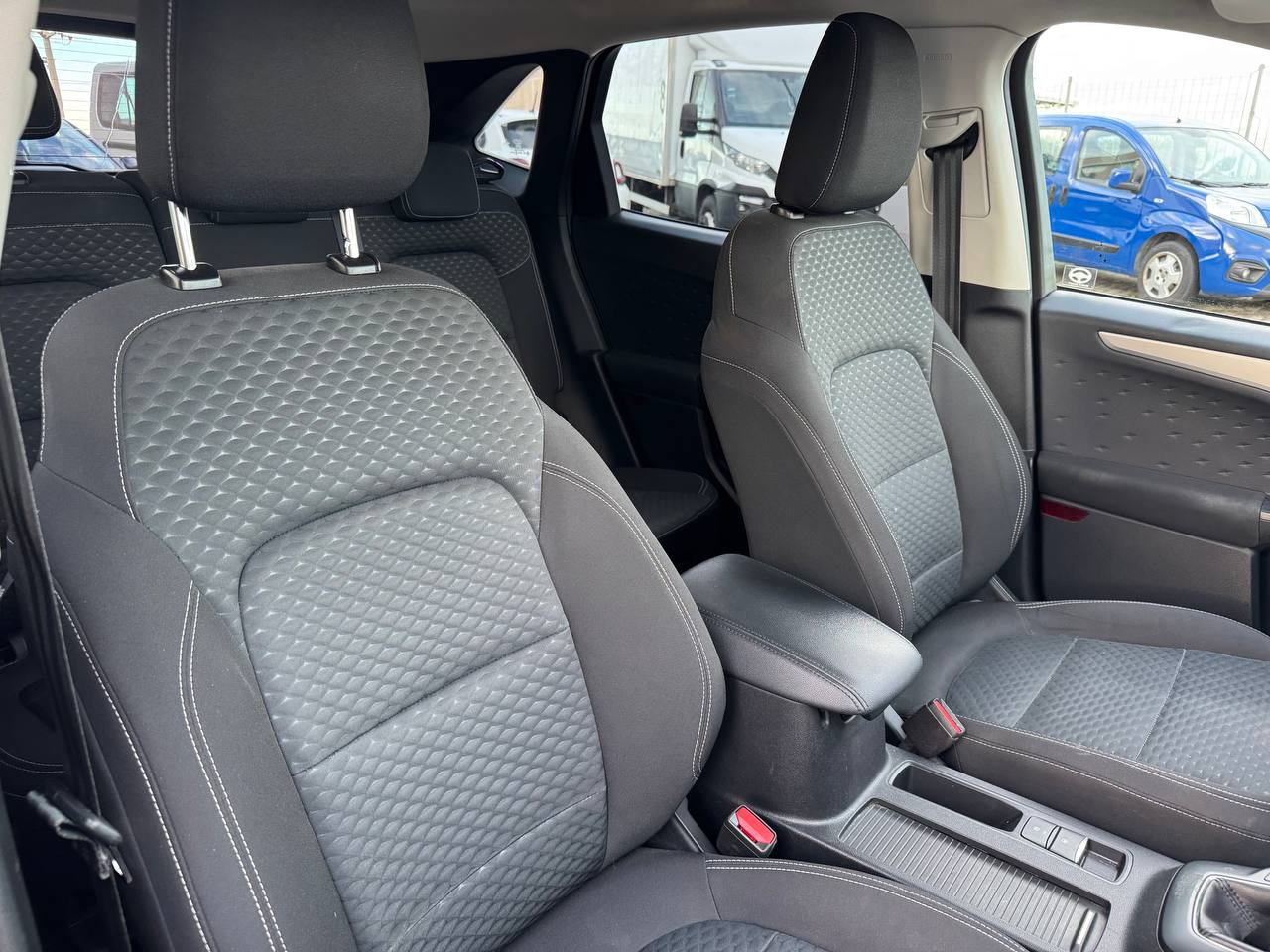 FORD KUGA 1.5 120CV. ECOBLUE