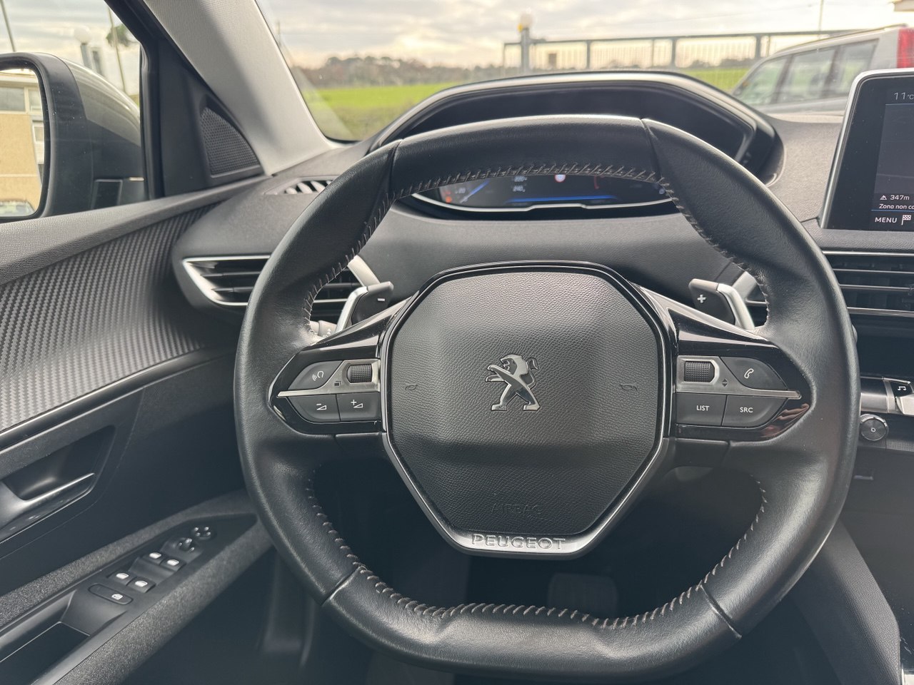 PEUGEOT 3008 BLUEHDI 130