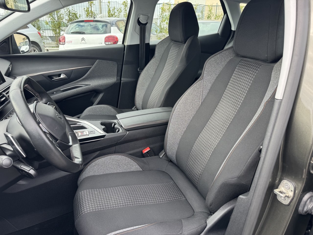 PEUGEOT 3008 BLUEHDI 130