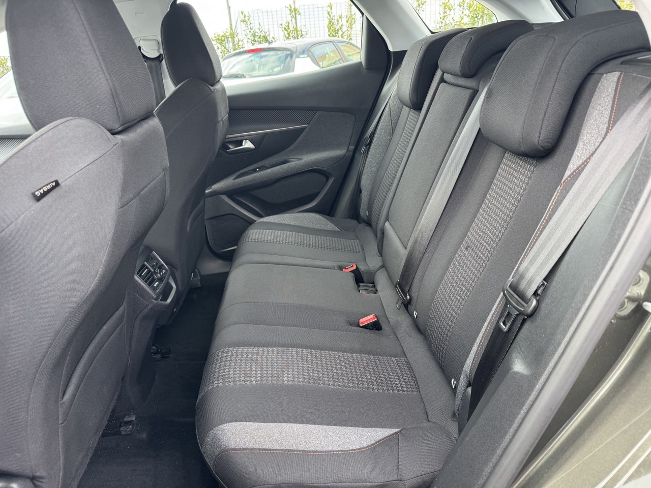 PEUGEOT 3008 BLUEHDI 130