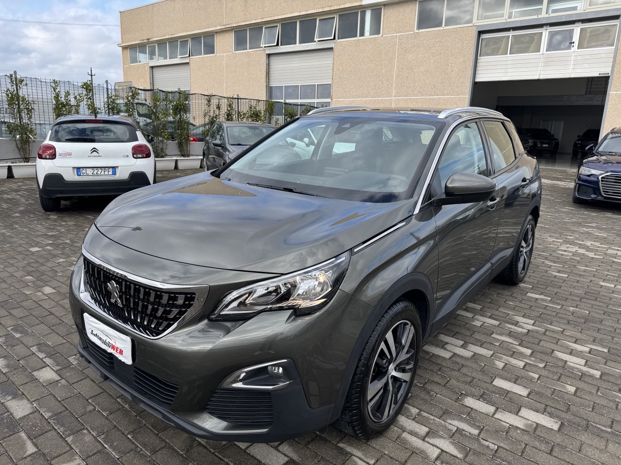PEUGEOT 3008 BLUEHDI 130