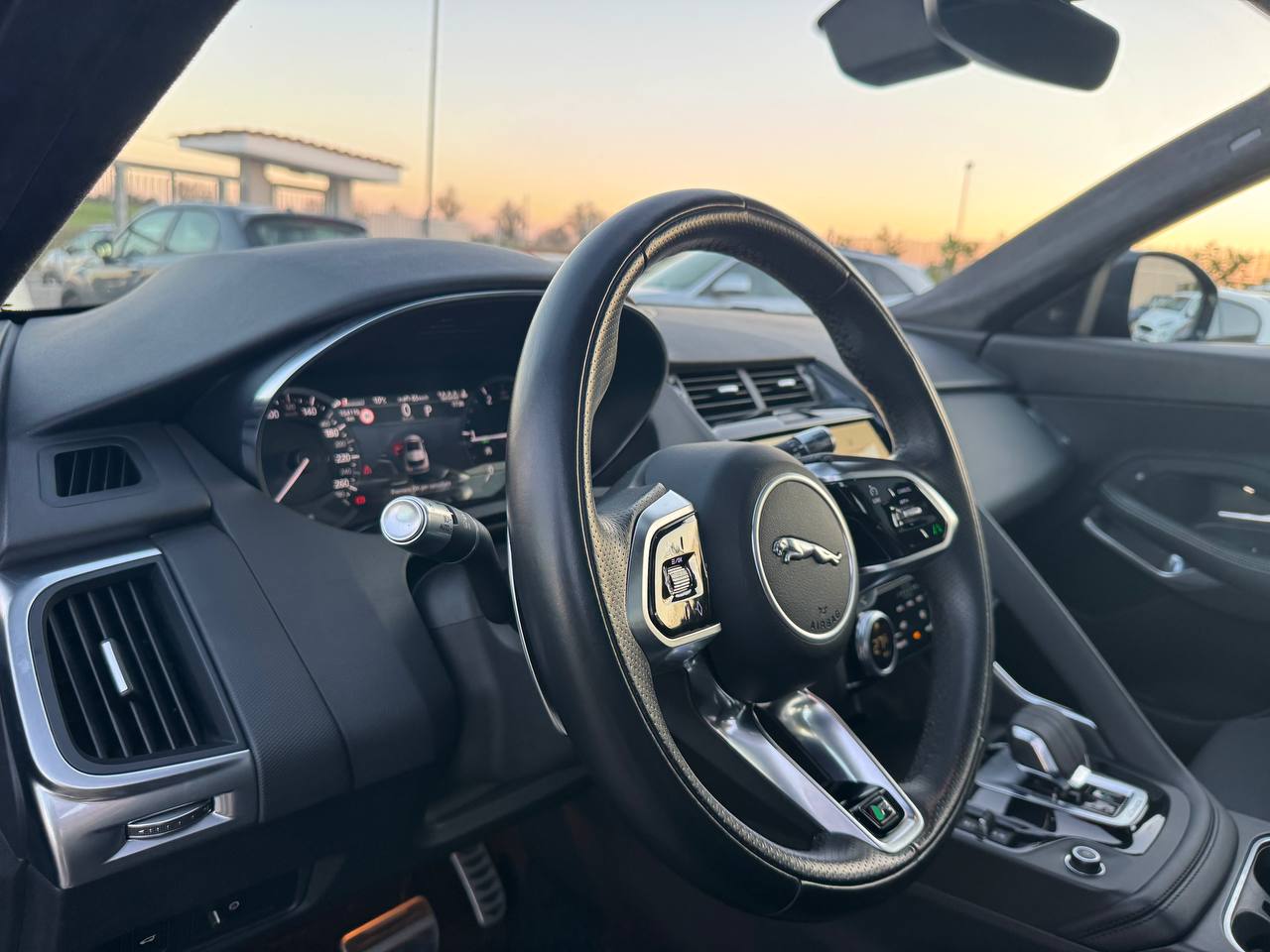 JAGUAR E-PACE 2.0 4AWD R-DYNAMIC DIESEL/ELETTRICA
