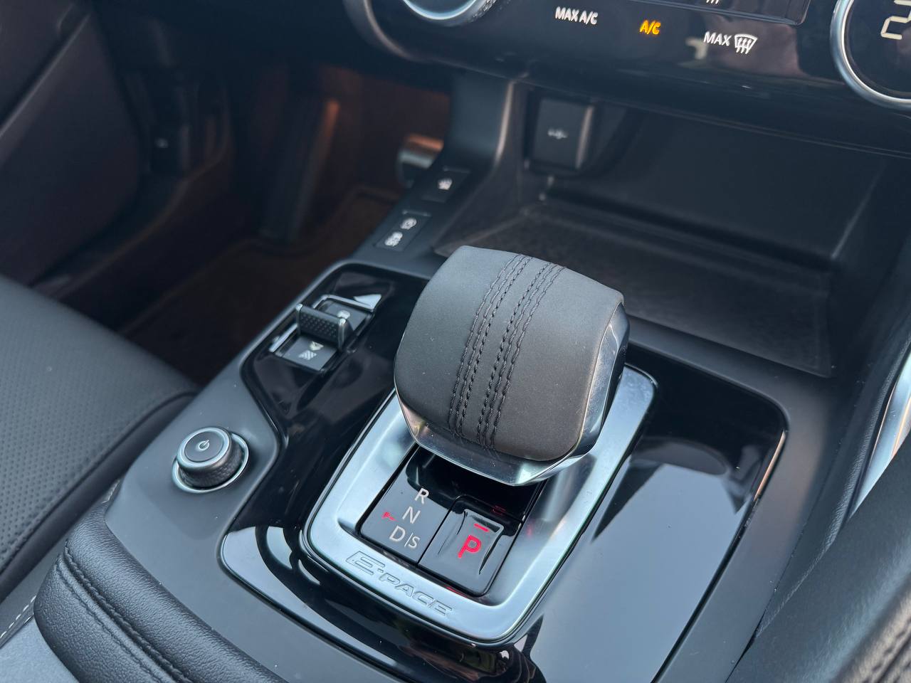 JAGUAR E-PACE 2.0 4AWD R-DYNAMIC DIESEL/ELETTRICA
