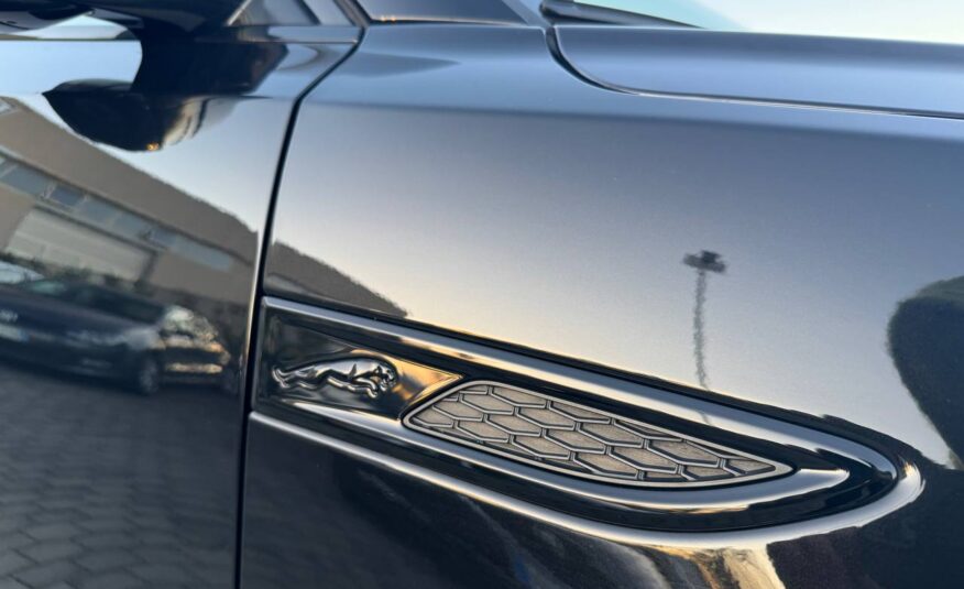 JAGUAR E-PACE 2.0 4AWD R-DYNAMIC DIESEL/ELETTRICA