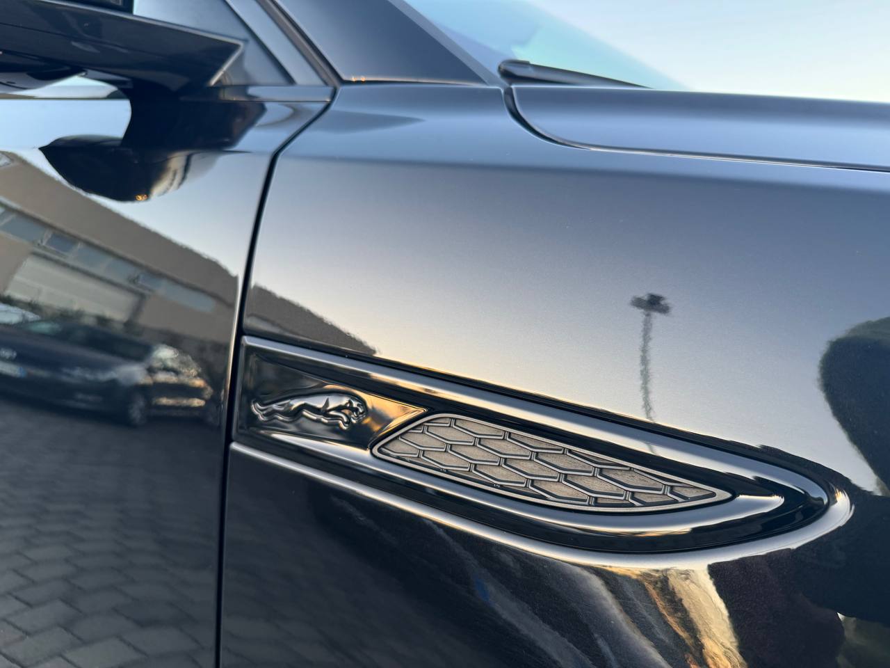JAGUAR E-PACE 2.0 4AWD R-DYNAMIC DIESEL/ELETTRICA