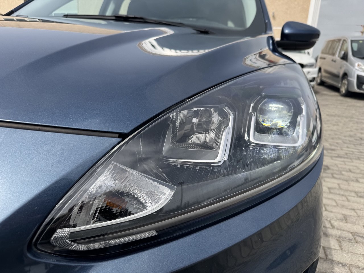 FORD KUGA 1.5 ECOBLUE 120 AUTO.