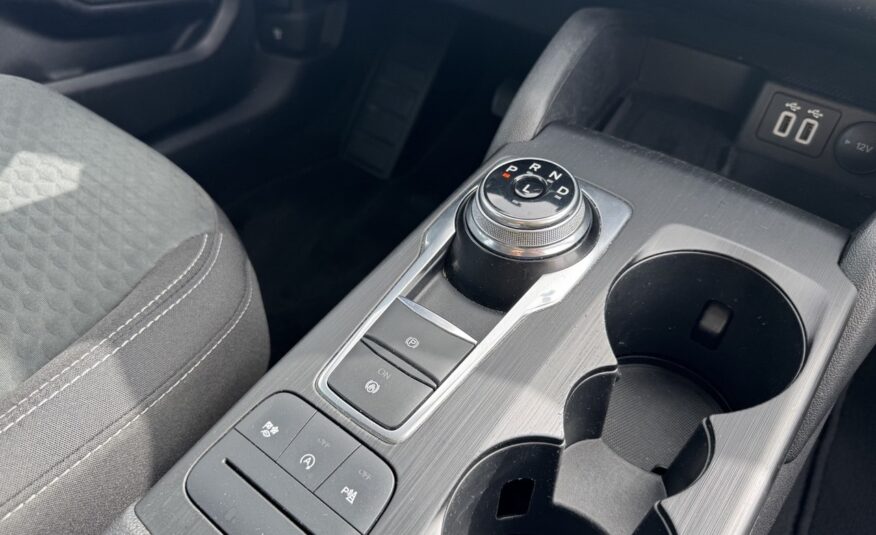FORD KUGA 1.5 ECOBLUE 120 AUTO.