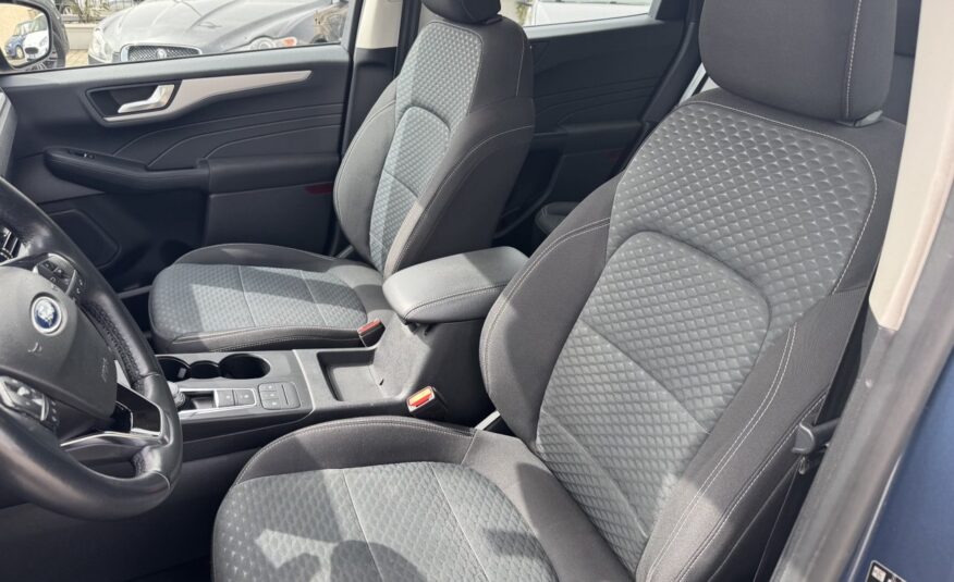 FORD KUGA 1.5 ECOBLUE 120 AUTO.