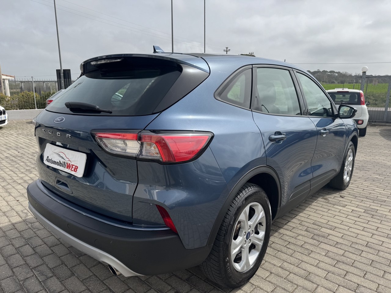FORD KUGA 1.5 ECOBLUE 120 AUTO.