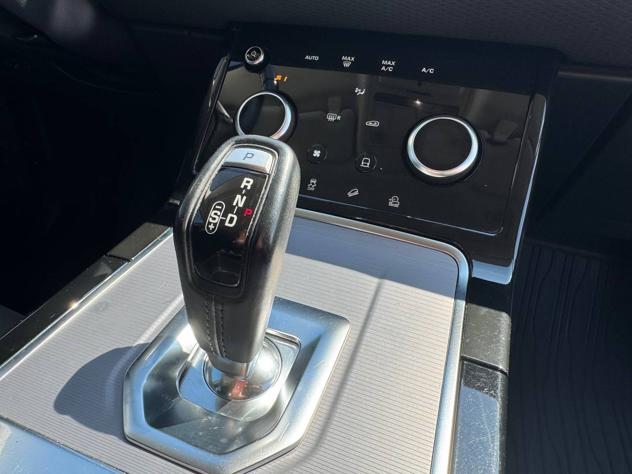 LAND ROVER RANGE ROVER EVOQUE 2.0 4AWD MHEV