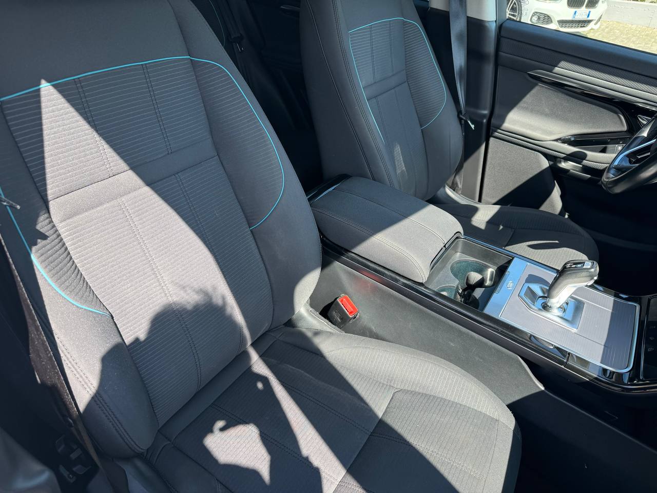 LAND ROVER RANGE ROVER EVOQUE 2.0 4AWD MHEV