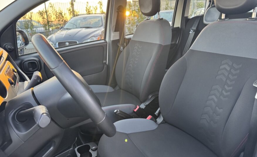 FIAD PANDA HYBRID 4 POSTI