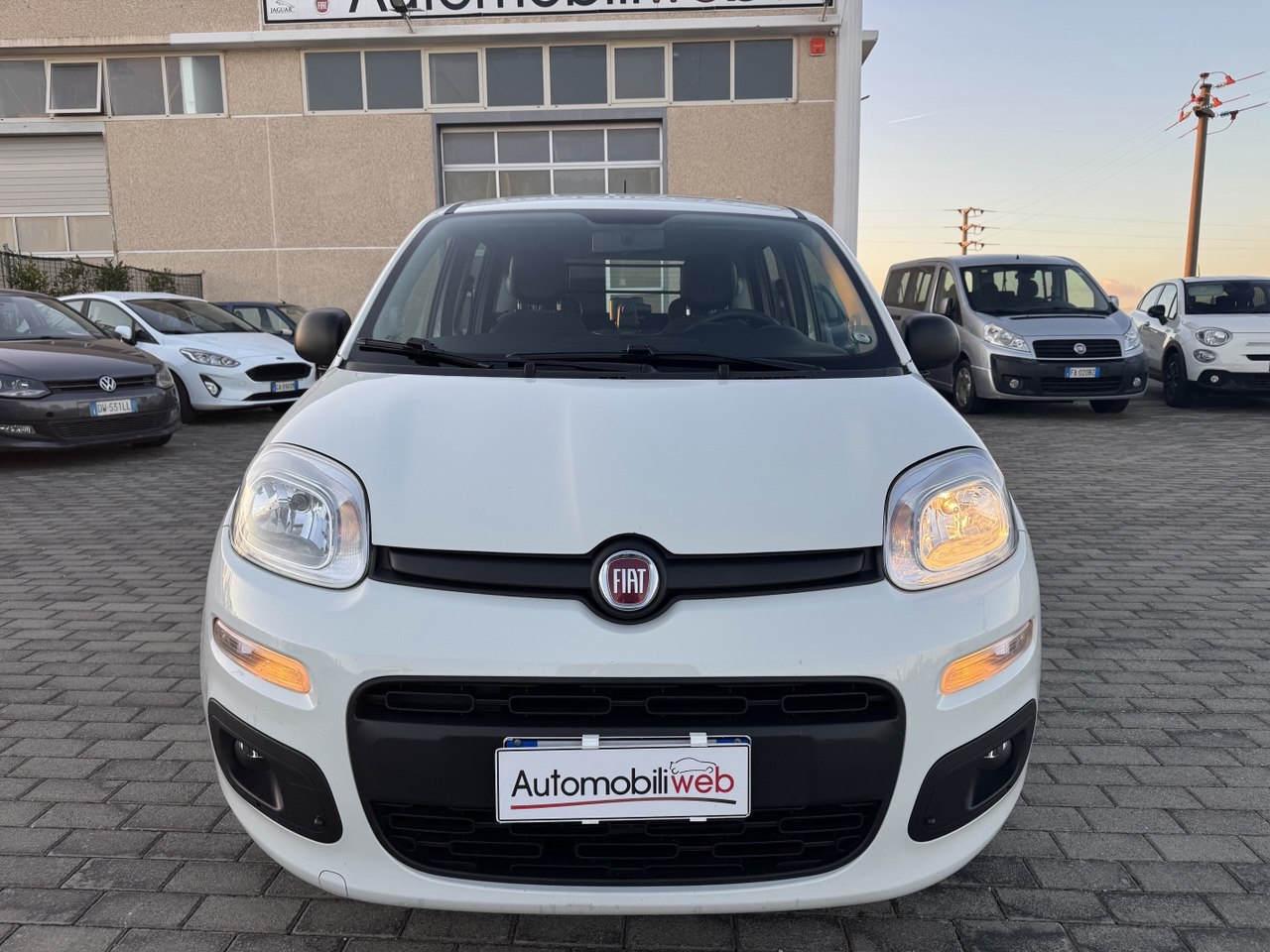 FIAD PANDA HYBRID 4 POSTI