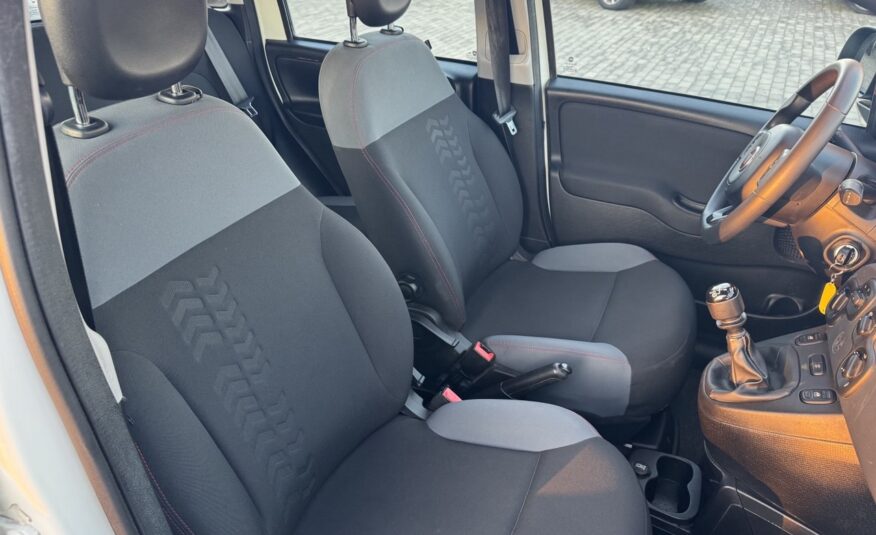 FIAD PANDA HYBRID 4 POSTI