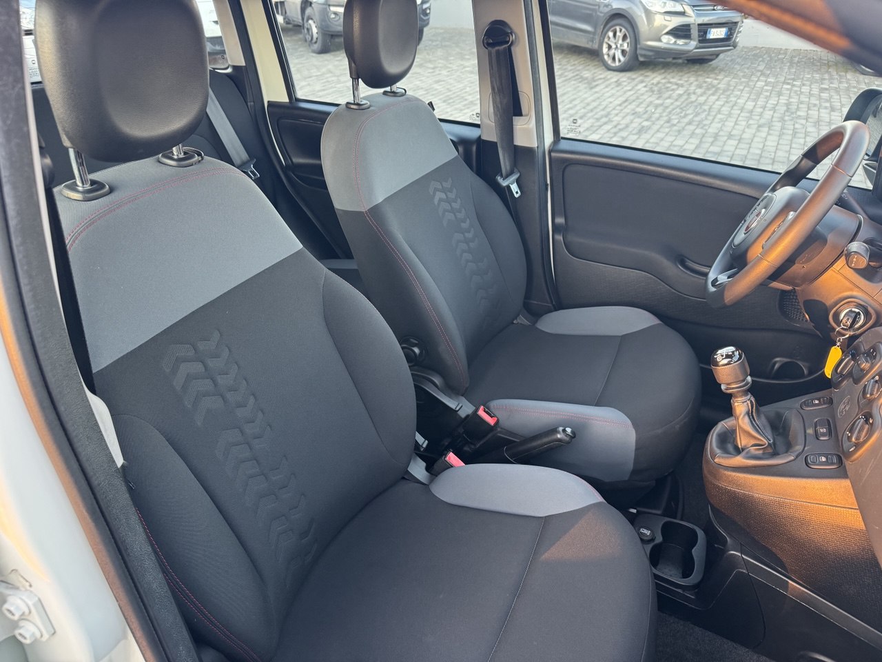 FIAD PANDA HYBRID 4 POSTI