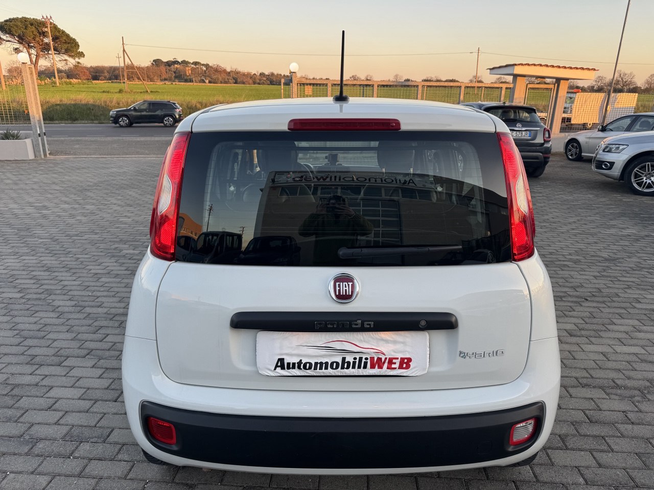 FIAD PANDA HYBRID 4 POSTI